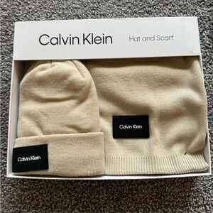 Calvin Klein Hat & Scarf Set